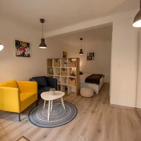 דירה Cosy In Old Town רוביני