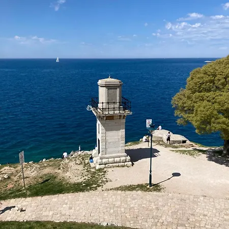 Apartament Cosy In Old Town Rovinj